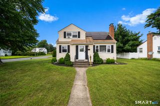 4 Eleanor Road, East Hartford, CT 06118