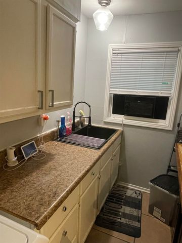 5001 FRANKIE LN, Memphis, TN 38109