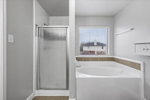 158 Bristol Bend Lane, Dickinson, TX 77539