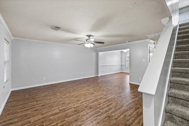 158 Bristol Bend Lane, Dickinson, TX 77539