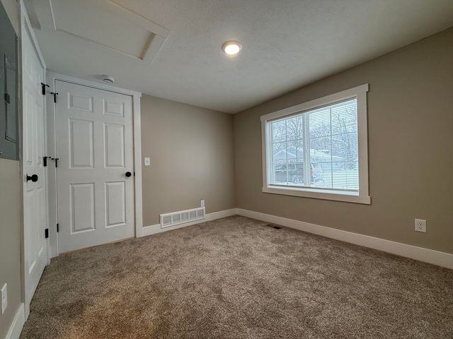 3325 9th Street, Muskegon, MI 49444