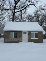 3325 9th Street, Muskegon, MI 49444