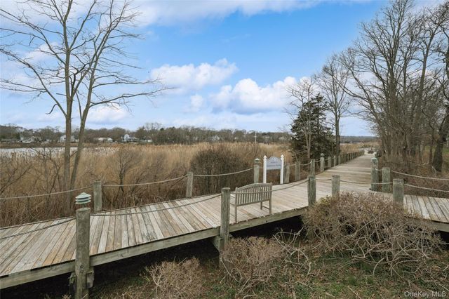 549 Highland Court, Moriches, NY 11955