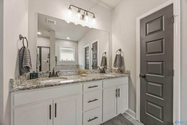 132 Midpark Drive, Meridianville, AL 35759