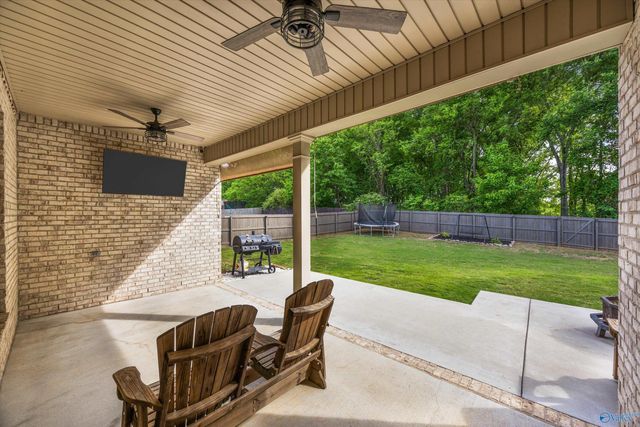 132 Midpark Drive, Meridianville, AL 35759