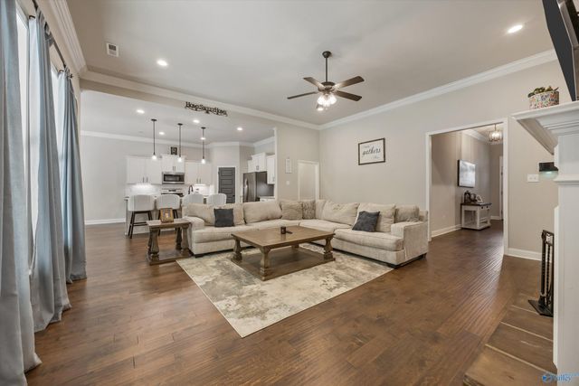 132 Midpark Drive, Meridianville, AL 35759