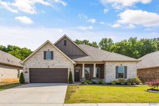 132 Midpark Drive, Meridianville, AL 35759