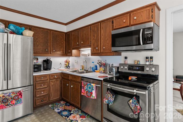 223 Vandyke Street, Kernersville, NC 27284
