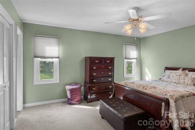 223 Vandyke Street, Kernersville, NC 27284