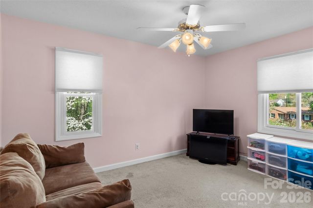 223 Vandyke Street, Kernersville, NC 27284