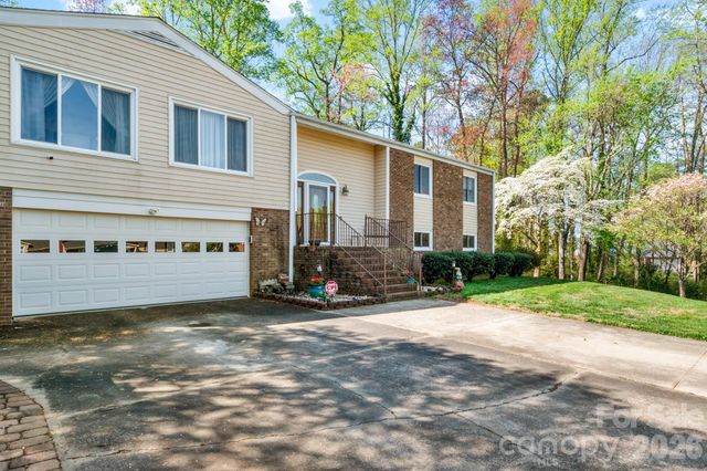 223 Vandyke Street, Kernersville, NC 27284