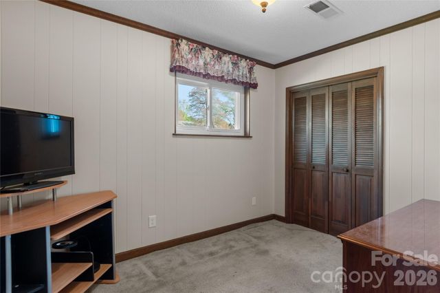 223 Vandyke Street, Kernersville, NC 27284