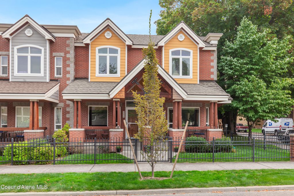 322 S 10TH PL, Coeur D'alene, ID 83814
