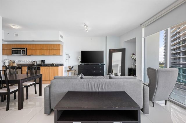 350 S Miami Ave 2815, Miami, FL 33130