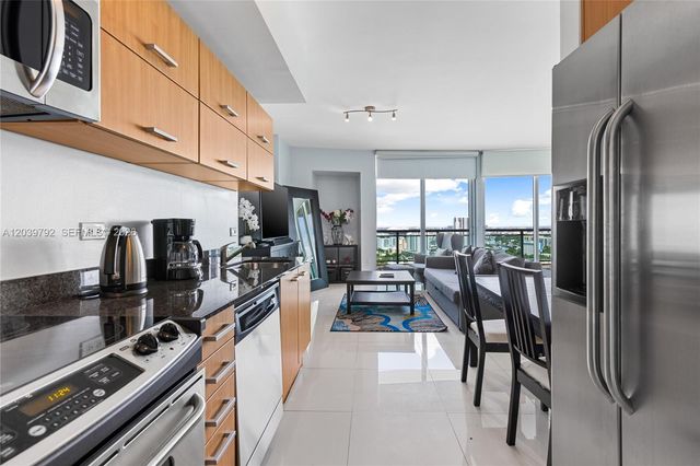 350 S Miami Ave 2815, Miami, FL 33130