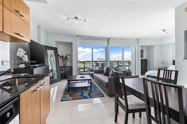 350 S Miami Ave 2815, Miami, FL 33130