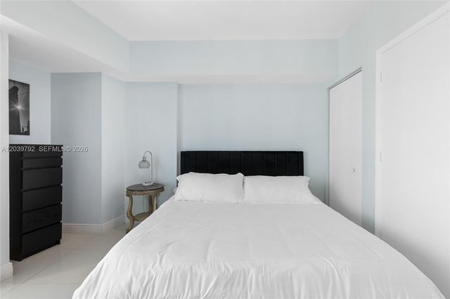 350 S Miami Ave 2815, Miami, FL 33130