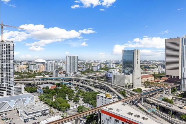 350 S Miami Ave 2815, Miami, FL 33130
