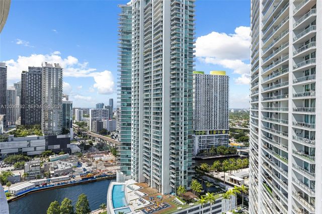 350 S Miami Ave 2815, Miami, FL 33130