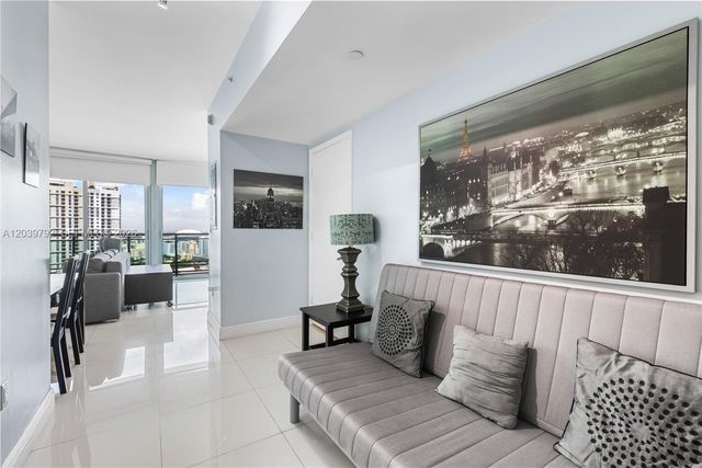 350 S Miami Ave 2815, Miami, FL 33130
