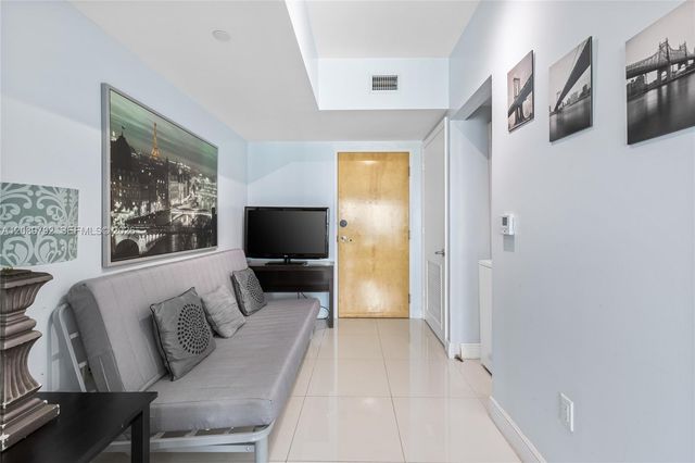 350 S Miami Ave 2815, Miami, FL 33130
