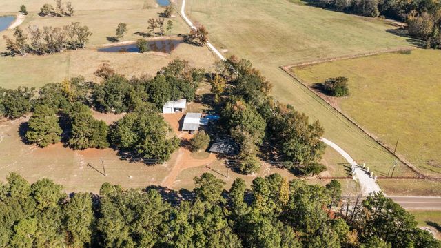 1867 Fm 2423, Grapeland, TX 75844