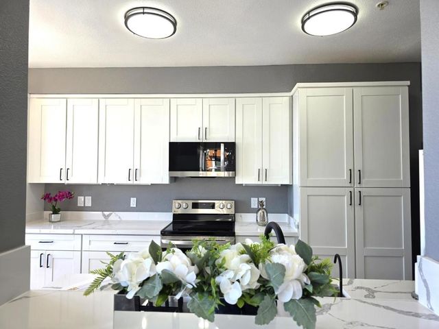 101 Crescent Way 2112, San Francisco, CA 94134