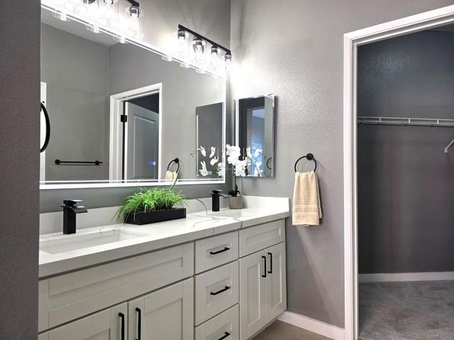 101 Crescent Way 2112, San Francisco, CA 94134