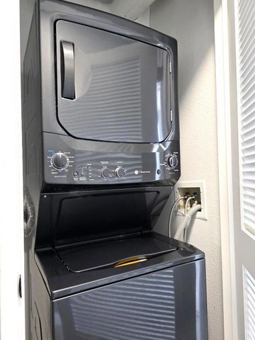 101 Crescent Way 2112, San Francisco, CA 94134