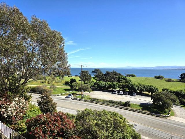 101 Crescent Way 2112, San Francisco, CA 94134