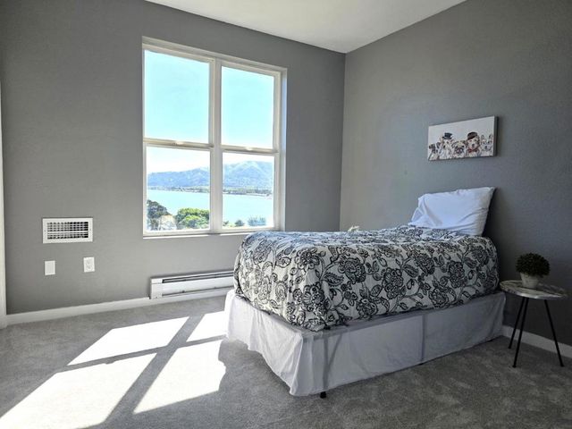 101 Crescent Way 2112, San Francisco, CA 94134