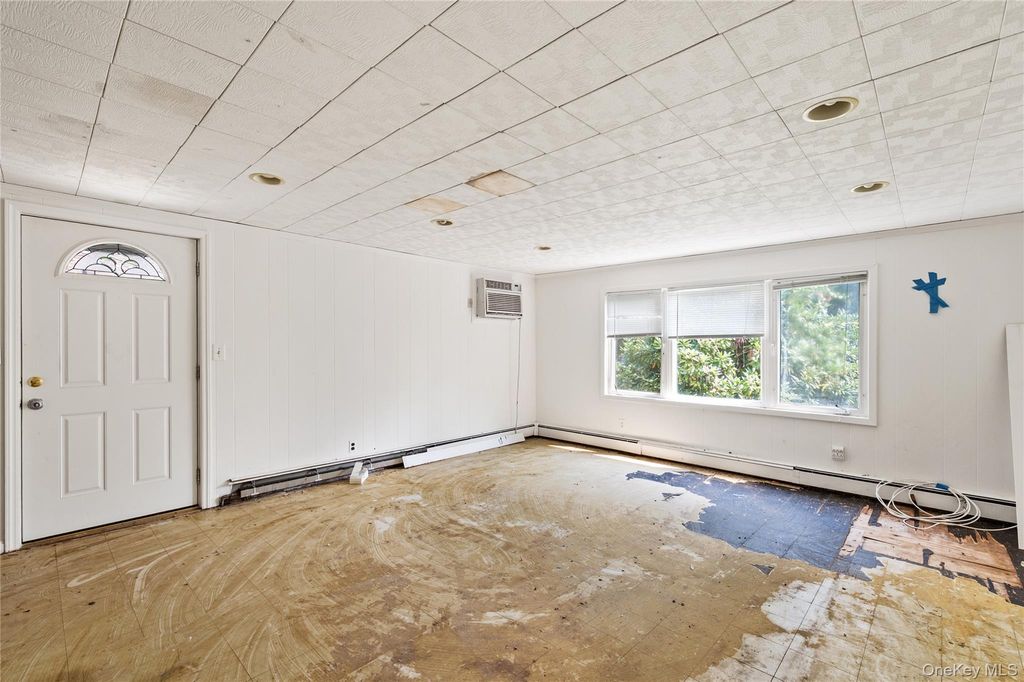 14 Marlan Court, Sea Cliff, NY 11579 — photo 4