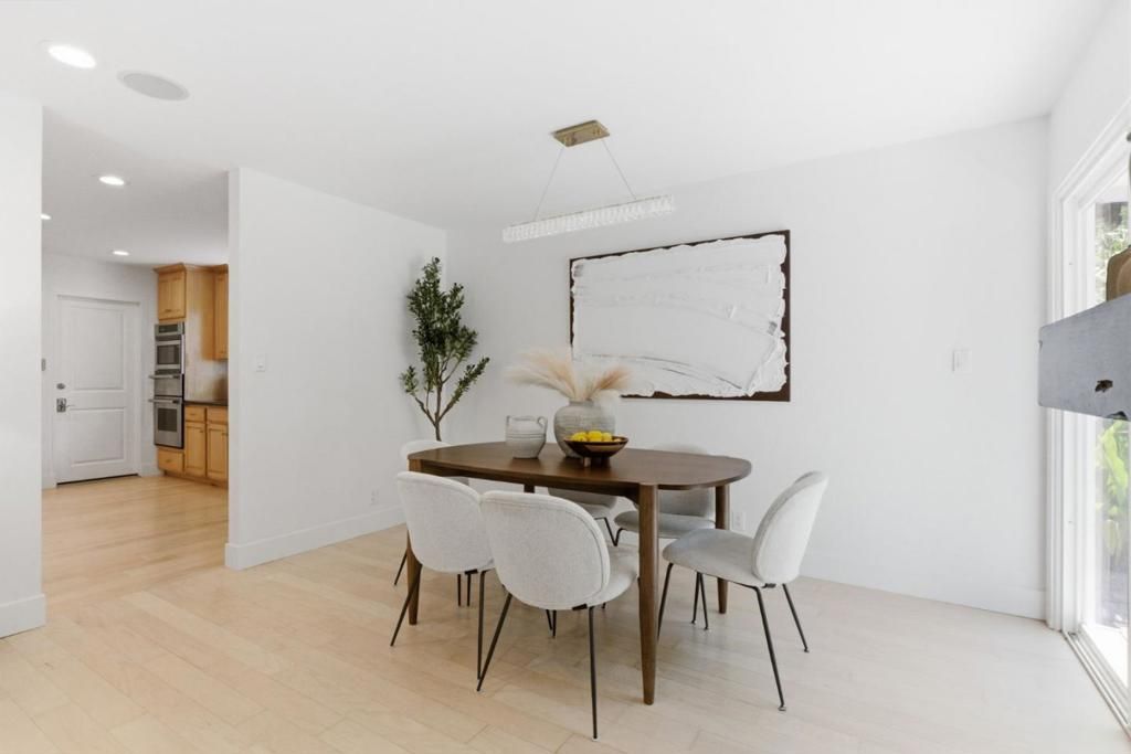 Image 10 of property listing at 5964 Friar Court, San Jose, CA 95129