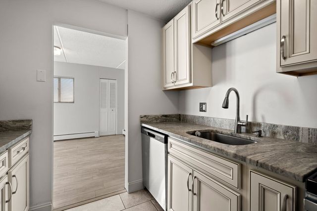 159 Franklin E6, Stoneham, MA 02180