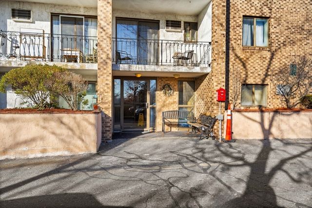 159 Franklin E6, Stoneham, MA 02180