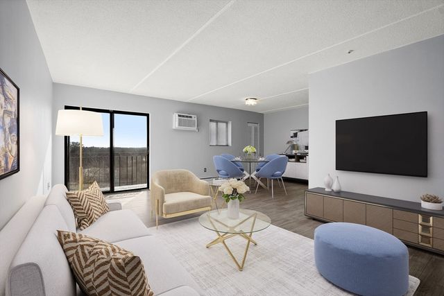 159 Franklin E6, Stoneham, MA 02180