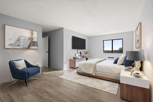 159 Franklin E6, Stoneham, MA 02180