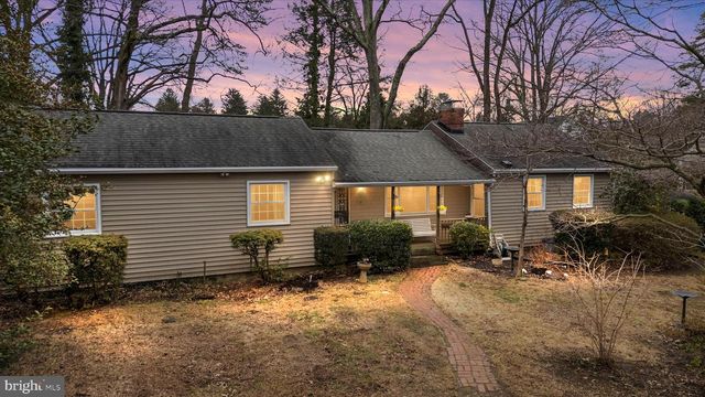 115 LOCKLEVEN DR, Severna Park, MD 21146