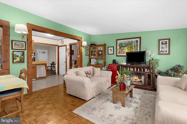 115 LOCKLEVEN DR, Severna Park, MD 21146