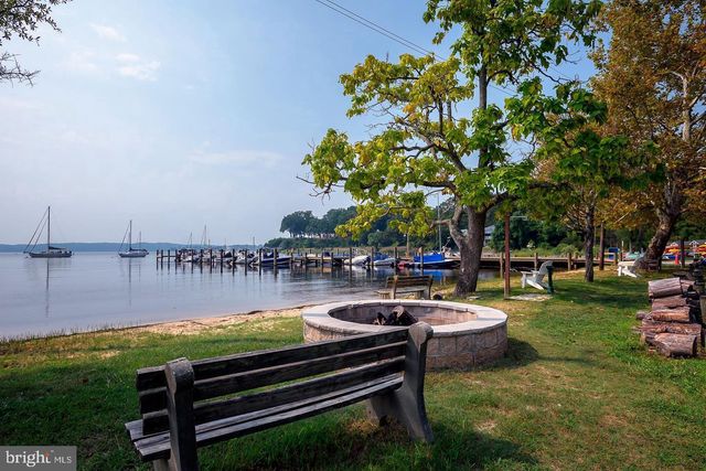 115 LOCKLEVEN DR, Severna Park, MD 21146