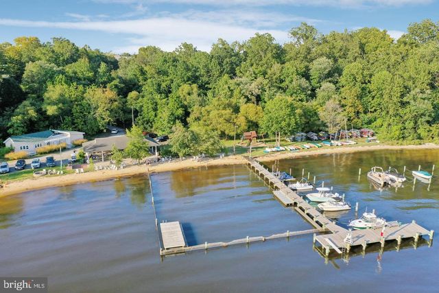 115 LOCKLEVEN DR, Severna Park, MD 21146