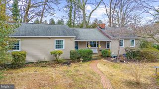 115 LOCKLEVEN DR, Severna Park, MD 21146