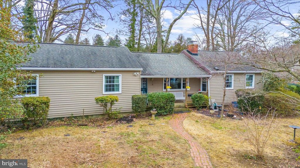 115 LOCKLEVEN DR, Severna Park, MD 21146