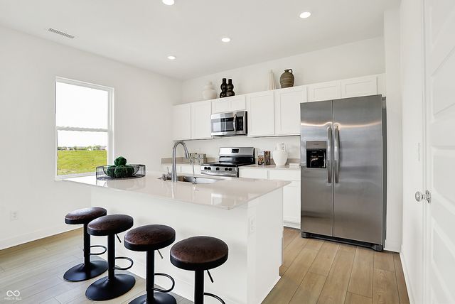 1706 Grand Ridge North Drive, Greenwood, IN 46143