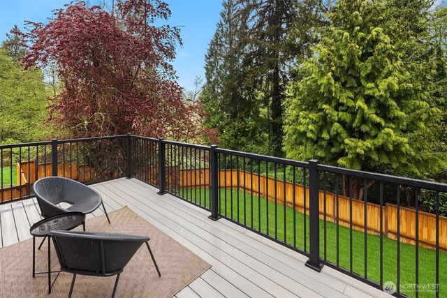21237 38th Place W, Brier, WA 98036