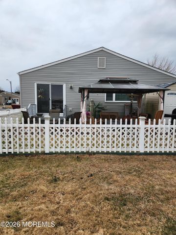 1017 Camino Real Court, Toms River, NJ 08757