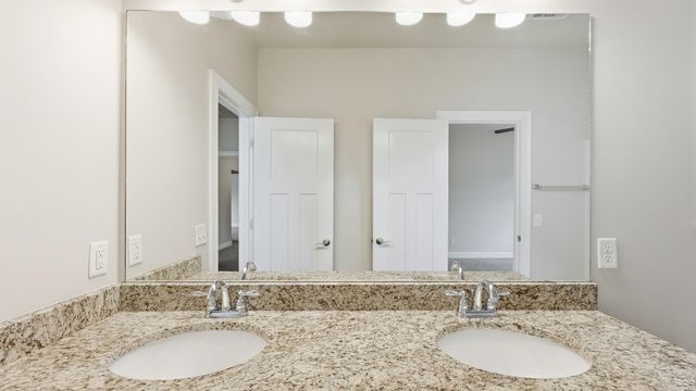 9863 Haven Port Lane, Ooltewah, TN 37363