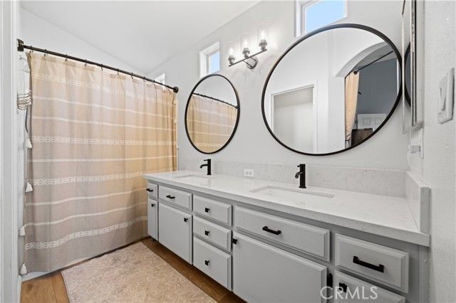 5314 Silvergate, Bakersfield, CA 93313