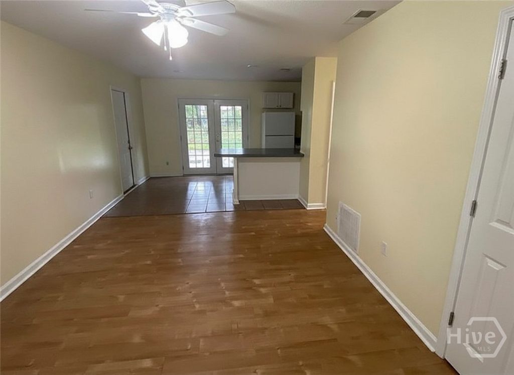 Image 2 of property listing at 6910 Damascus Road, Savannah, GA 31406