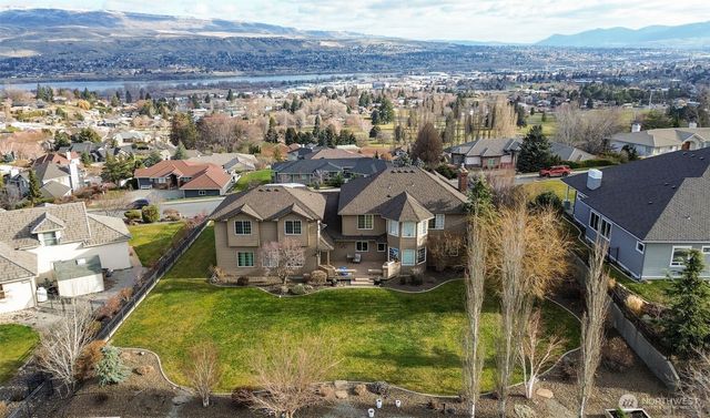 1918 Broadview, Wenatchee, WA 98801